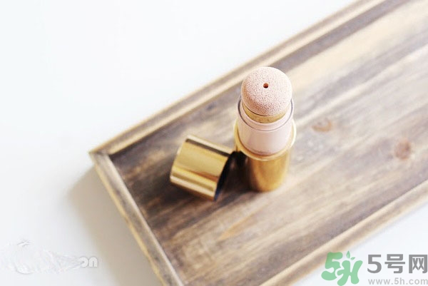 estee lauder氣墊粉底棒怎么樣？雅詩(shī)蘭黛氣墊粉底棒好用嗎？