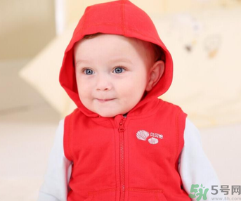 九月份出生的寶寶穿什么衣服？九月寶寶穿衣注意事項(xiàng)
