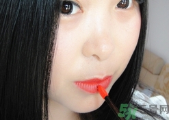 菲詩(shī)小鋪水墨絢染水潤(rùn)唇彩怎么樣？菲詩(shī)小鋪唇彩好用嗎？
