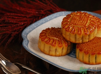 蓮蓉月餅的保質期是多久？蓮蓉月餅怎么保存？