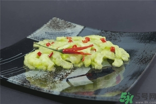 喝苦瓜汁會(huì)影響月經(jīng)嗎？來(lái)月經(jīng)可以喝苦瓜汁嗎？