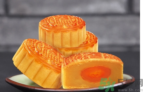 蛋黃月餅好吃嗎？蛋黃月餅?zāi)膫€(gè)牌子好吃？