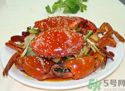 吃螃蟹胃疼是什么原因？吃螃蟹胃疼怎么辦？