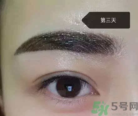 紋眉后多久恢復(fù)自然？紋眉多久能變得自得自然？