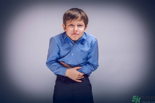 潰瘍性結(jié)腸炎肚子疼怎么辦？潰瘍性結(jié)腸炎是怎么引起的？