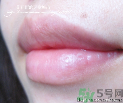 Blistex碧唇小藍罐好用嗎？怎么用？