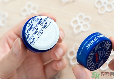 Blistex碧唇小藍罐好用嗎？怎么用？