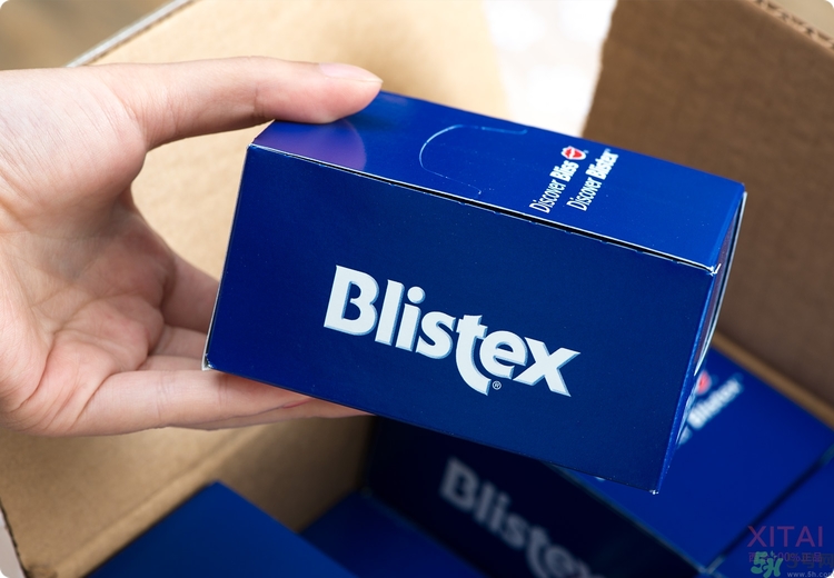 Blistex碧唇小藍罐好用嗎？怎么用？