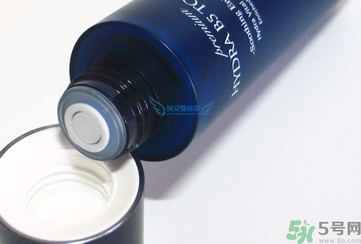 ahc水乳孕婦可以用嗎？ahc b5玻尿酸水乳適合孕婦嗎？