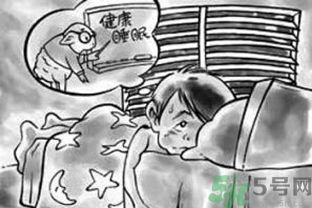 睡覺磨牙缺什么？睡覺磨牙暗示什么？