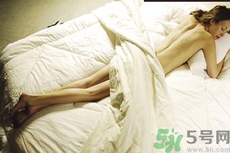 裸睡的弊端有哪些？裸睡需要注意什么？