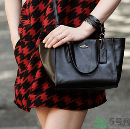 coach和gucci哪個(gè)好？coach和gucci哪個(gè)好看？
