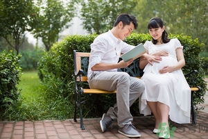科學(xué)的胎教方法有哪些？怎么胎教培養(yǎng)聰明寶寶？