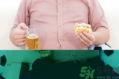 晚上不吃飯真的能減肥嗎？不吃晚飯的危害有哪些？