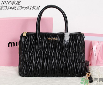 miumiu是哪個國家的牌子？miumiu是prada旗下的嗎？