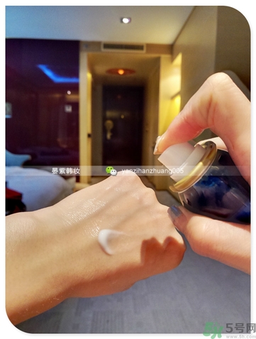 ahc玻尿酸噴霧怎么用？ahc b5玻尿酸噴霧使用方法