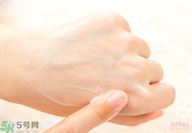 資生堂護手霜怎么樣？資生堂護手霜100g紅罐好用嗎？