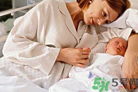 秋天怎么坐月子？秋天坐月子需要注意什么？