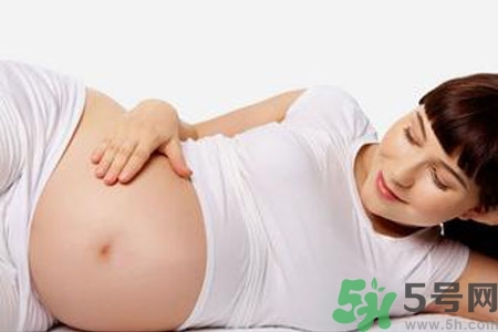 孕婦秋季洗頭多久一次？孕期洗頭一周幾次最好？