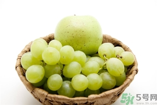 葡萄和蘋果可以一起吃嗎？葡萄和蘋果可以一起榨汁嗎？