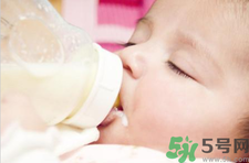 寶寶夜奶什么時候斷開？寶寶夜奶怎么斷