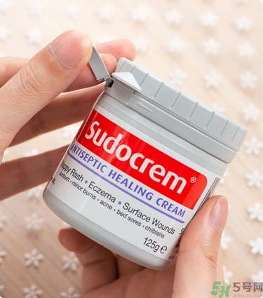 Sudocrem屁屁霜怎么用？sudocrem屁屁霜初生寶寶能用嗎？