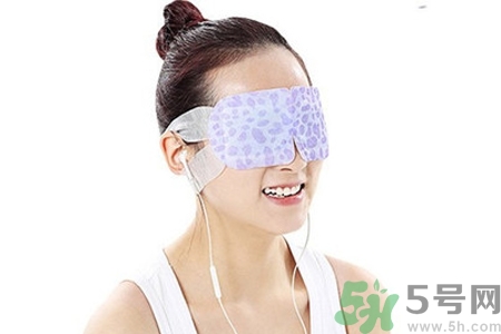 戴隱形眼鏡能用蒸汽眼罩嗎？使用蒸汽眼罩可以擦眼霜嗎？