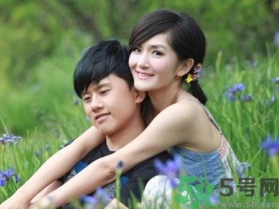 為什么男人喜歡姐弟戀？姐弟戀男人的心理