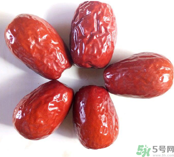 新鮮紅棗怎么曬干？鮮棗怎么做成棗干？