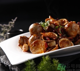 蜆子黑色東西是什么？蜆子肉里面黑色的東西能吃嗎？