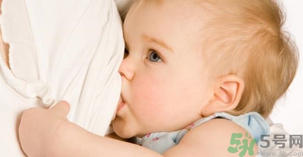 母乳喂養(yǎng)多久喂一次？母乳喂養(yǎng)注意事項(xiàng)