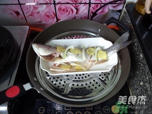 鱸魚蒸多長(zhǎng)時(shí)間？鱸魚怎么蒸？