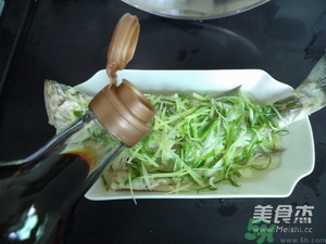 鱸魚蒸多長(zhǎng)時(shí)間？鱸魚怎么蒸？