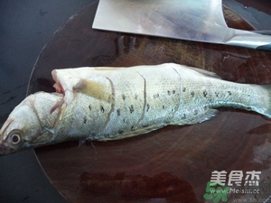 鱸魚蒸多長(zhǎng)時(shí)間？鱸魚怎么蒸？