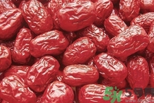 冬棗和紅棗的營(yíng)養(yǎng)價(jià)值哪個(gè)高？冬棗和紅棗哪個(gè)熱量高？