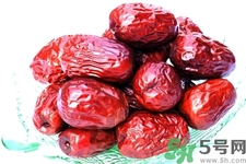 冬棗和紅棗的營(yíng)養(yǎng)價(jià)值哪個(gè)高？冬棗和紅棗哪個(gè)熱量高？