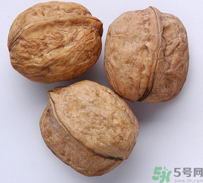 干核桃可以保存多久？干核桃能放多久？