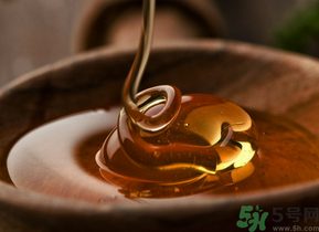 秋梨膏什么牌子好？秋梨膏什么牌子最好？