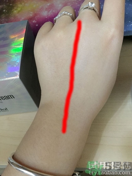 素顏霜和氣墊哪個好？素顏霜和氣墊bb哪個好？
