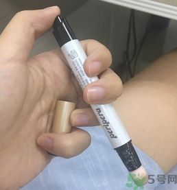 菲麗菲拉氣墊修容棒多少錢(qián)?peripera氣墊修容棒專(zhuān)柜價(jià)格