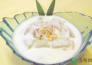柿子和酸奶能一起吃嗎？柿子和酸奶能一起吃會中毒嗎？