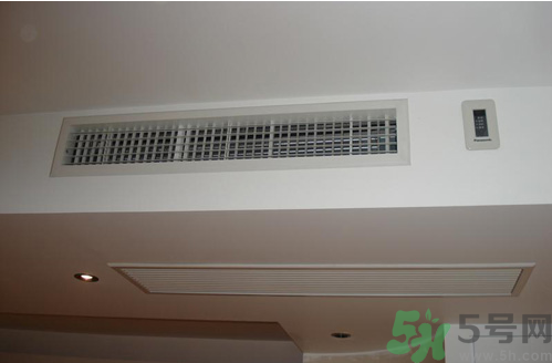 秋天空調(diào)開什么溫度最好？秋天空調(diào)開多少度合適？