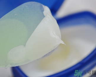 孕婦可以用凡士林嗎？孕婦可以用凡士林潤膚露嗎？