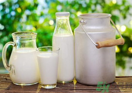吃完柿子可以喝牛奶嗎？吃完柿子多久可以喝牛奶？