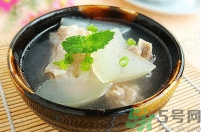 入秋喝什么湯最好？秋季養(yǎng)生湯有哪些？
