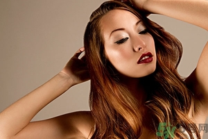 掉頭發(fā)用什么洗發(fā)水最好？掉頭發(fā)用什么洗發(fā)水好？