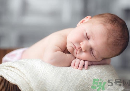 高培奶粉怎么樣？高培奶粉出過(guò)事沒(méi)有？