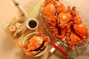 大閘蟹放冰箱死了還能吃嗎？大閘蟹放冰箱冰凍死了還能吃嗎？