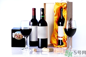葡萄酒不能和什么一起吃？葡萄酒和什么食物相克？