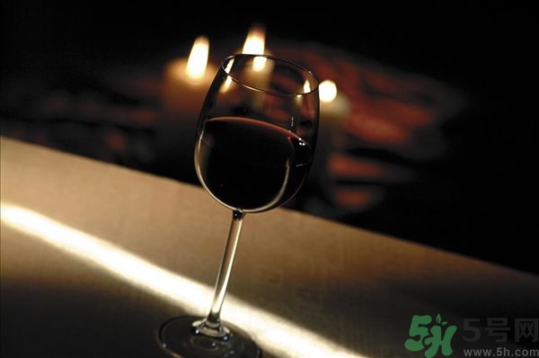 葡萄酒什么時候過濾？自制葡萄酒多久可以過濾？